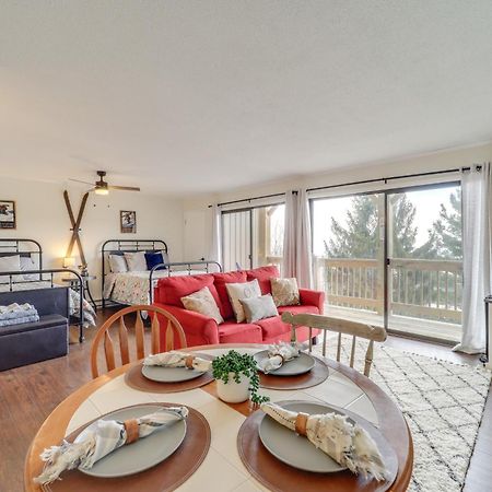 Beech Mountain Studio With Balcony Less Than 1 Mi To Skiing! 외부 사진