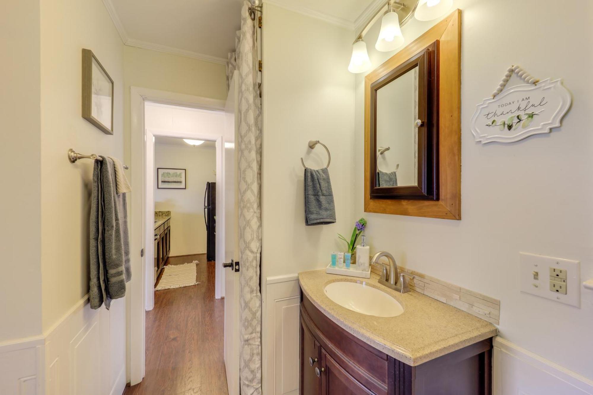 Beech Mountain Studio With Balcony Less Than 1 Mi To Skiing! 외부 사진